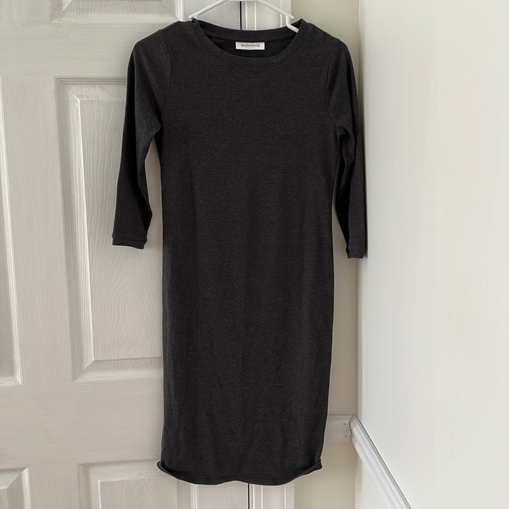 Small gray motherhood maternity dress.